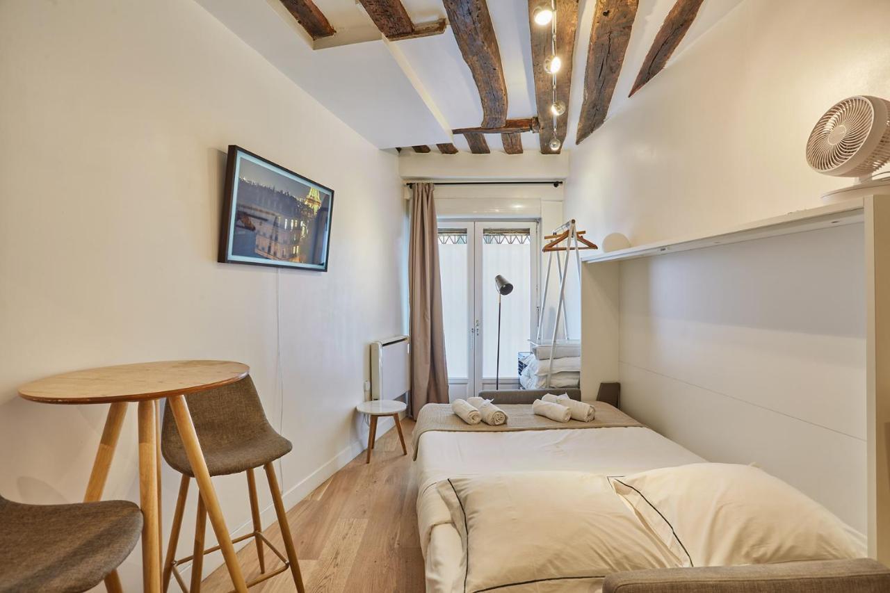 Studio Le Marais Renove / Paris Historique Daire Dış mekan fotoğraf